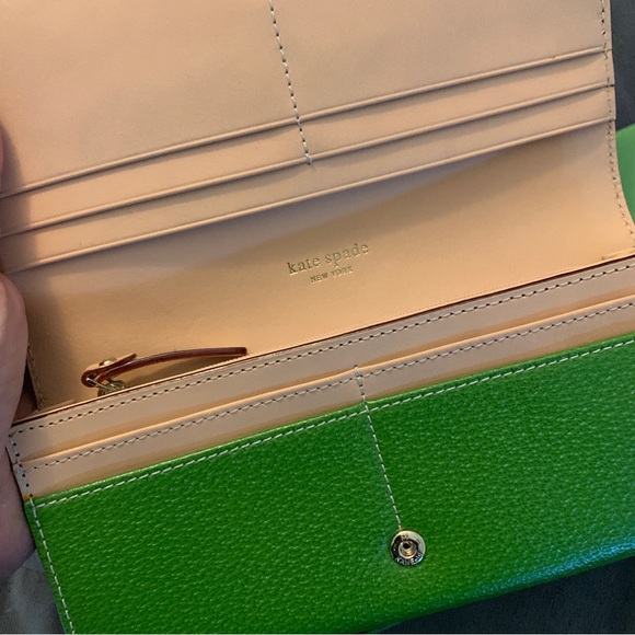 NIB Kate Spade Spring Green Leather Flap Wallet - Picture 7 of 8